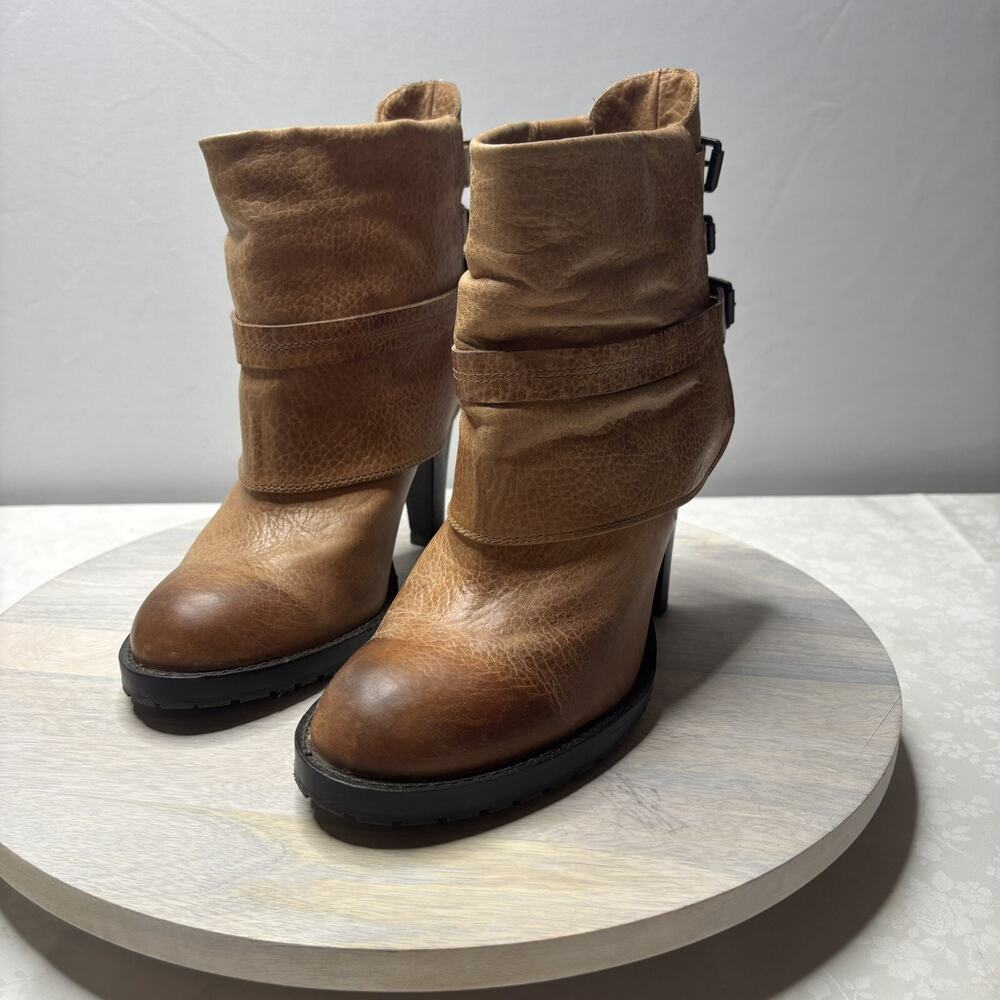 Mia Benita Boot Brown 10 - Picture 2 of 11